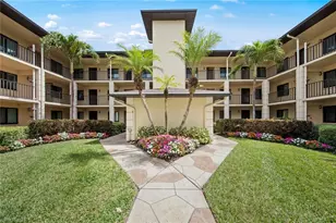 219 Fox Glen Dr, Naples, FL 34104 - Photo 11