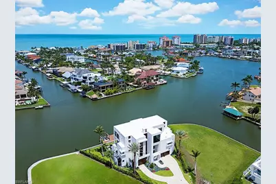 348 Seagull Ave, Naples, FL 34108 - Photo 15