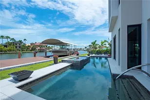 348 Seagull Ave, Naples, FL 34108 - Photo 17