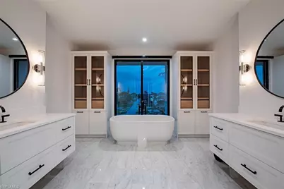 348 Seagull Ave, Naples, FL 34108 - Photo 9