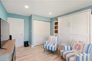 688 Wiggins Lake Dr, Naples, FL 34110 - Photo 19