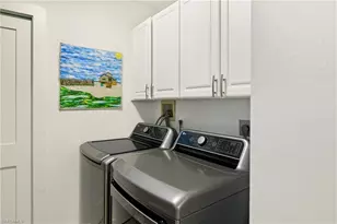 688 Wiggins Lake Dr, Naples, FL 34110 - Photo 25