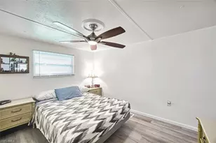 114 Moorhead Manor, Naples, FL 34112 - Photo 23