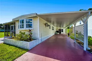 114 Moorhead Manor, Naples, FL 34112 - Photo 9