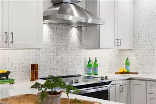 3135 Riviera Dr, Naples, FL 34103 - Photo 5