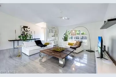 27196 Belle Rio Dr, Bonita Springs, FL 34135 - Photo 5