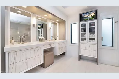 1650 Mullet Ct, Naples, FL 34102 - Photo 19