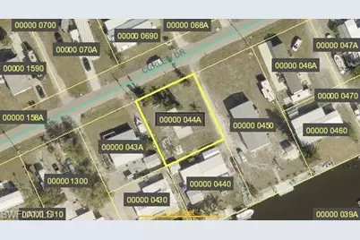 4915 Curlew Dr, Saint James City, FL 33956 - Photo 1