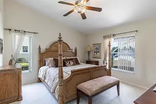 5595 Greenwood Cir, Naples, FL 34112 - Photo 9