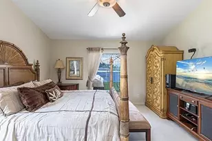 5595 Greenwood Cir, Naples, FL 34112 - Photo 11