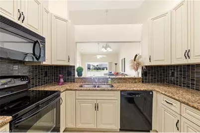 6222 Shadowood Cir, Naples, FL 34112 - Photo 7