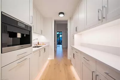 608 16th Ave S, Naples, FL 34102 - Photo 9