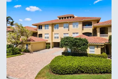 1875 Les Chateaux Blvd #302, Naples, FL 34109 - Photo 1