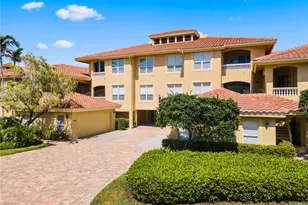 1875 Les Chateaux Blvd, Naples, FL 34109 - Photo 1