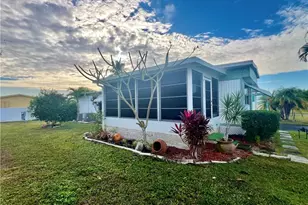 112 Cape Sable Dr, Naples, FL 34104 - Photo 11