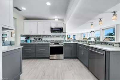 100 Tarpon Rd, Fort Myers Beach, FL 33931 - Photo 9