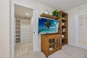 6585 Nicholas Blvd, Naples, FL 34108 - Photo 29