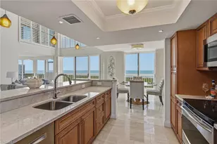 6585 Nicholas Blvd, Naples, FL 34108 - Photo 9