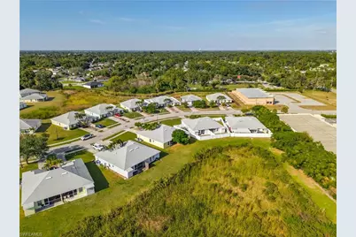 4906 Majorca Palms Dr, Fort Myers, FL 33905 - Photo 45