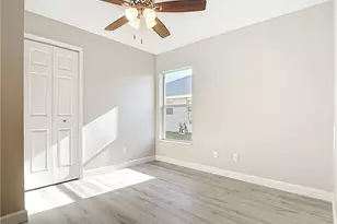 4906 Majorca Palms Dr, Fort Myers, FL 33905 - Photo 25