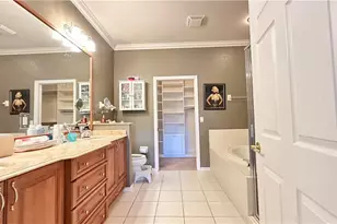 7820 Reflecting Pond Court, Fort Myers, FL 33907 - Photo 9