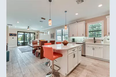 12091 Canal Grande Dr, Fort Myers, FL 33913 - Photo 7