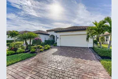 12091 Canal Grande Dr, Fort Myers, FL 33913 - Photo 3