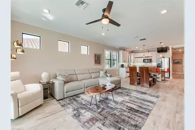 12091 Canal Grande Dr, Fort Myers, FL 33913 - Photo 11