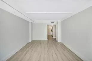 4401 Gulf Shore Blvd N, Naples, FL 34103 - Photo 9