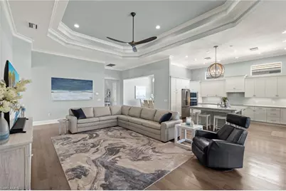 6420 Pembroke Way, Naples, FL 34113 - Photo 3