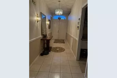 7442 Meldin Ct, Naples, FL 34104 - Photo 9