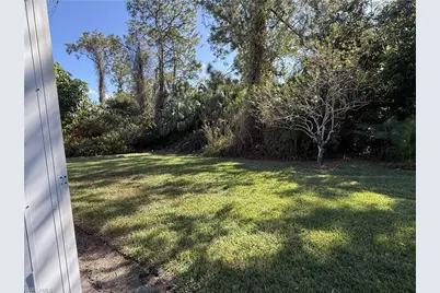 7442 Meldin Ct, Naples, FL 34104 - Photo 3