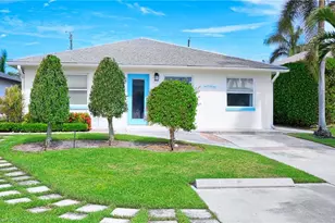 827 100th Ave N, Naples, FL 34108 - Photo 1