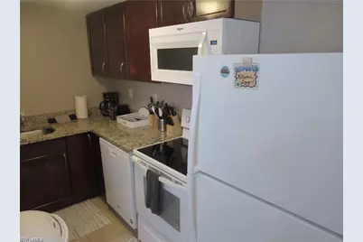 778 107th Ave N #B, Naples, FL 34108 - Photo 7