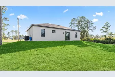 1125 Dutchess St E, Lehigh Acres, FL 33974 - Photo 5