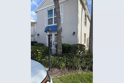 834 Gulf Pavilion Dr #204, Naples, FL 34108 - Photo 9