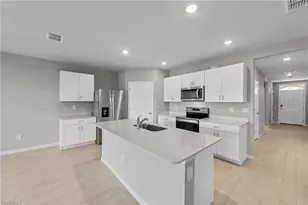 3639 Crosswater Dr, North Fort Myers, FL 33917 - Photo 9