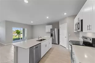 3639 Crosswater Dr, North Fort Myers, FL 33917 - Photo 7