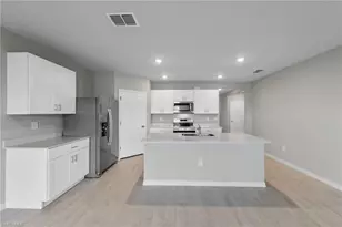 3639 Crosswater Dr, North Fort Myers, FL 33917 - Photo 5