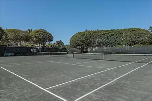 2388 Gulf Shore Blvd N, Naples, FL 34103 - Photo 29