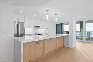 2388 Gulf Shore Blvd N, Naples, FL 34103 - Photo 7