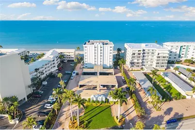 1919 Gulf Shore Blvd N #101, Naples, FL 34102 - Photo 33