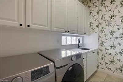 7704 Hernando Ct, Naples, FL 34114 - Photo 33