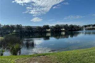 1400 Mariposa Cir, Naples, FL 34105 - Photo 3