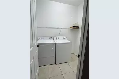 1400 Mariposa Cir #103, Naples, FL 34105 - Photo 17