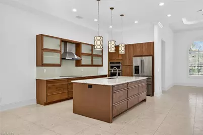 14668 Beaufort Cir, Naples, FL 34119 - Photo 13