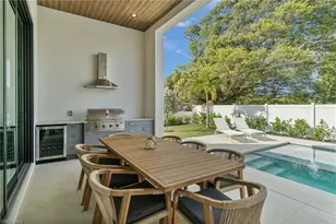 803 96th Ave N, Naples, FL 34108 - Photo 41