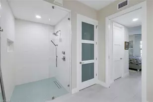 415 Sea Grove Ln, Naples, FL 34110 - Photo 13