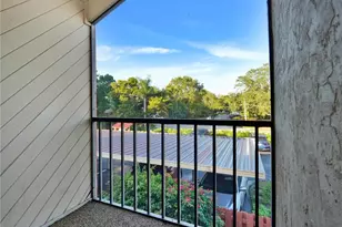 114 Cypress Way E, Naples, FL 34110 - Photo 21