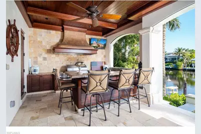 1979 4th St S, Naples, FL 34102 - Photo 17